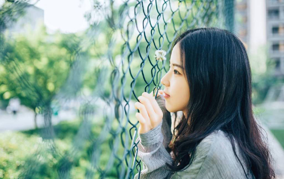 “去一趟夫人家，将夫人接回来。”刘璝冷声道。
